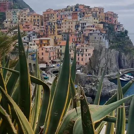 Semesterbostad Casa Nori Fezzano (Liguria)