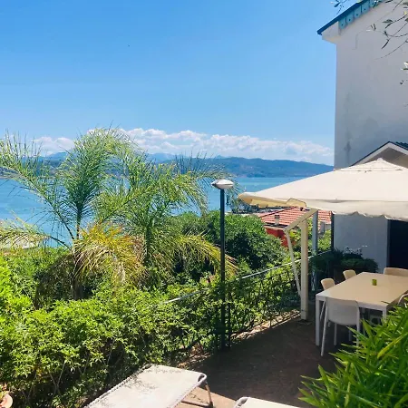 Casa Nori Fezzano (Liguria)